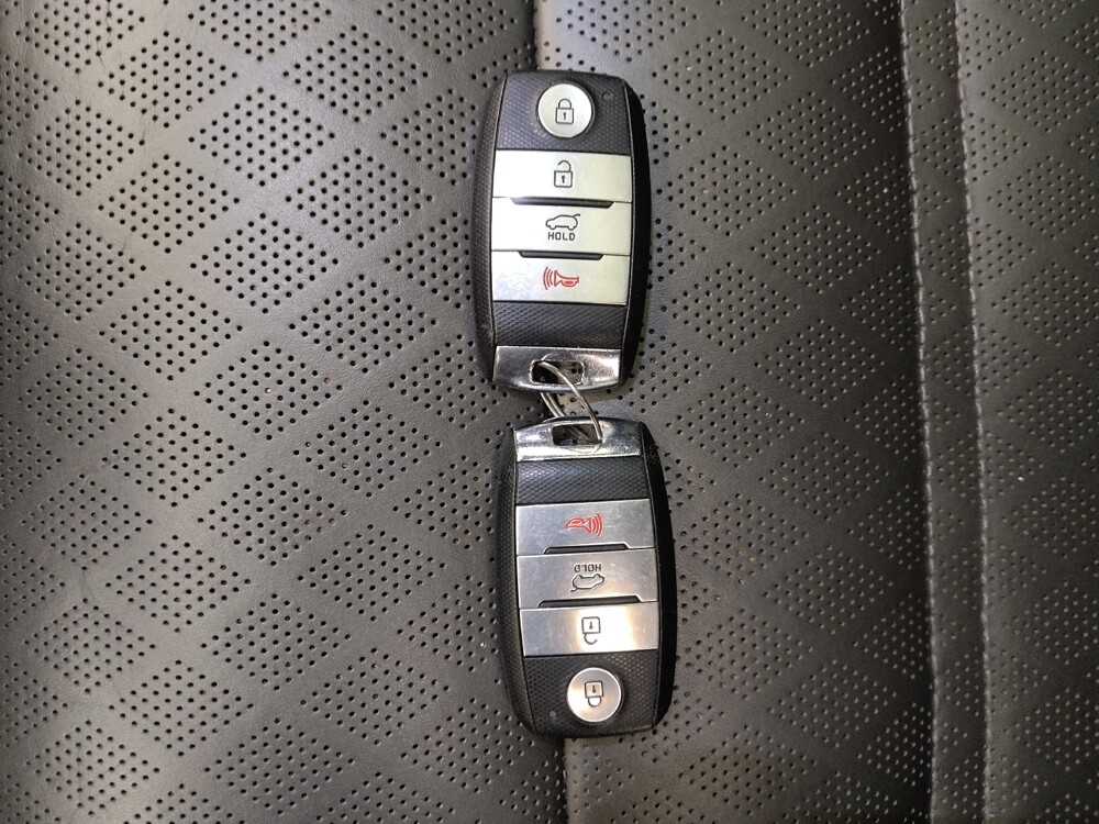 2018 Kia Sorento in Gladstone, MO 64118 - 18088945 32