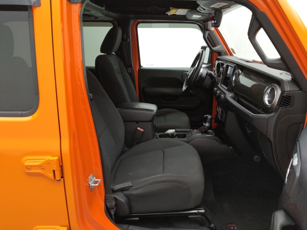 2018 Jeep Wrangler in Gladstone, MO 64118 - 18088947 21