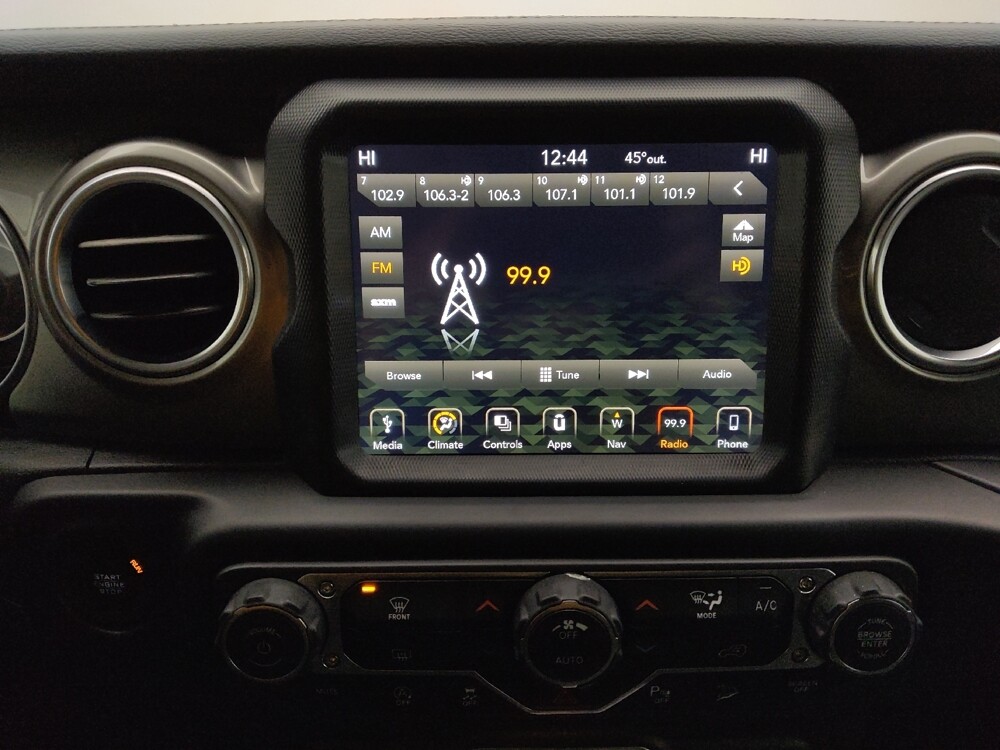 2018 Jeep Wrangler in Gladstone, MO 64118 - 18088947 25