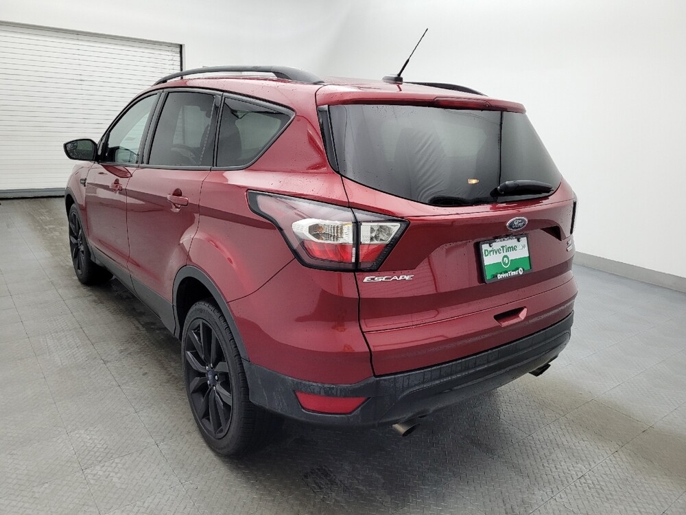 2017 Ford Escape in Greenville, SC 29607 - 18088952 5