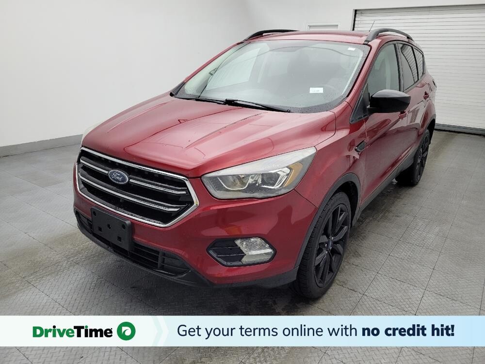2017 Ford Escape in Greenville, SC 29607 - 18088952
