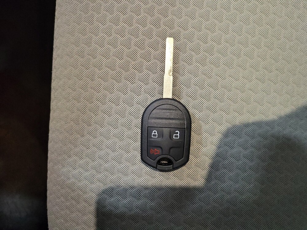 2017 Ford Escape in Temple Hills, MD 20746 - 18088953 32