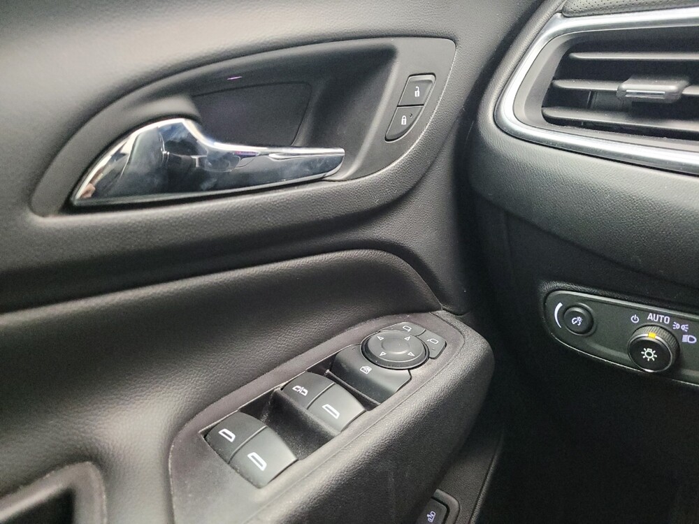 2019 Chevrolet Equinox in Taylor, MI 48180 - 18088958 27