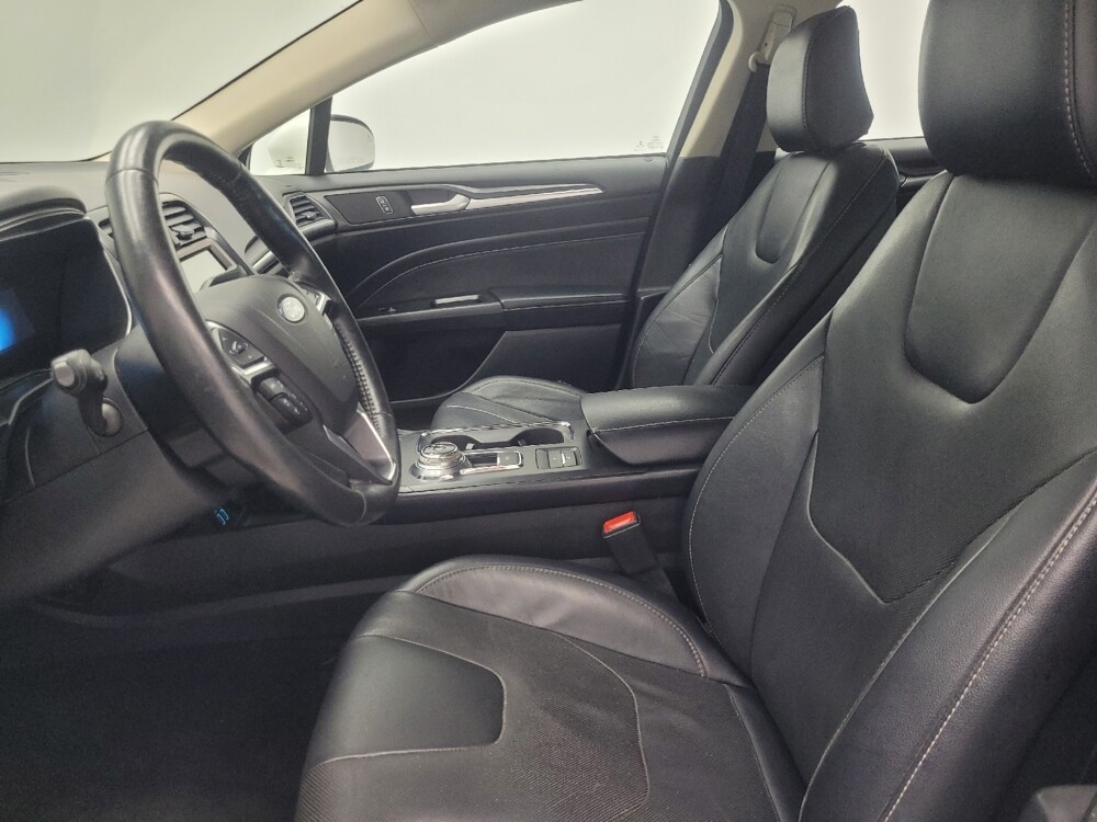 2020 Ford Fusion in Mishawaka, IN 46545 - 18088961 17