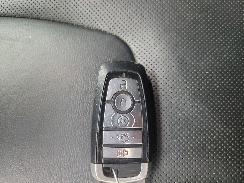 2020 Ford Fusion in Mishawaka, IN 46545 - 18088961 32