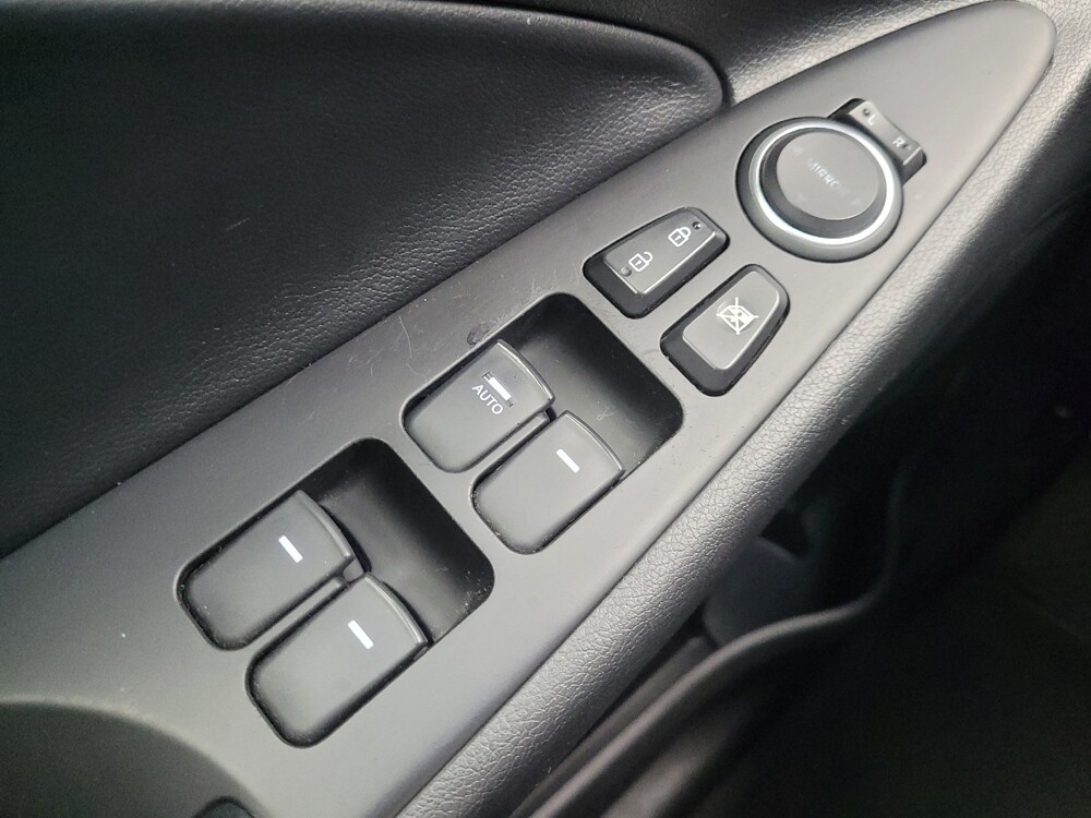 2013 Hyundai Sonata in Mishawaka, IN 46545 - 18088962 27