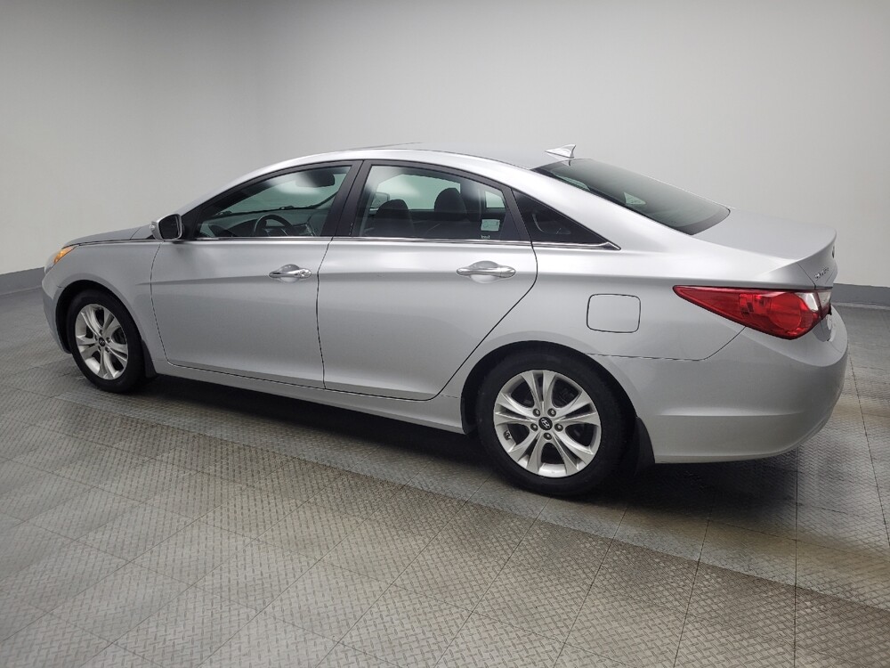 2013 Hyundai Sonata in Mishawaka, IN 46545 - 18088962 3