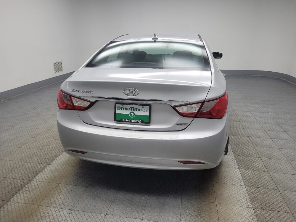 2013 Hyundai Sonata in Mishawaka, IN 46545 - 18088962 7