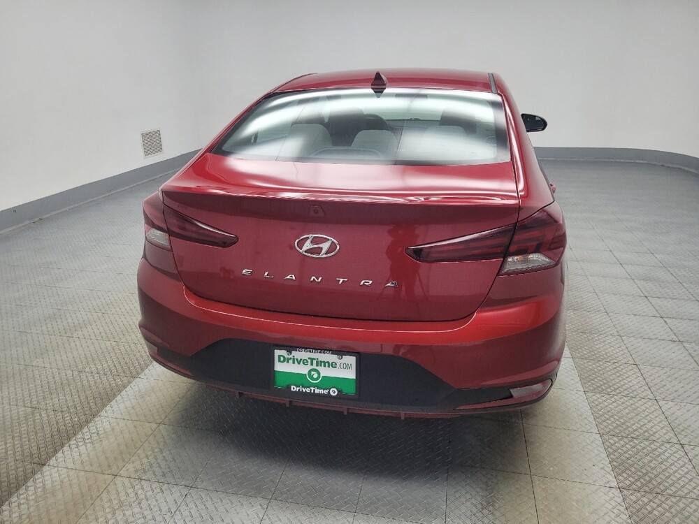 2019 Hyundai Elantra in Mishawaka, IN 46545 - 18088964 7