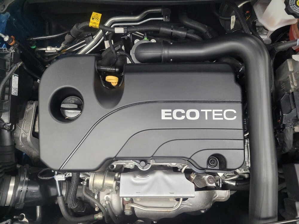 2020 Chevrolet Equinox in Ft Wayne, IN 46805 - 18088965 30