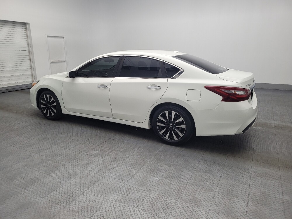 2018 Nissan Altima in Ocala, FL 34471 - 18088977 3
