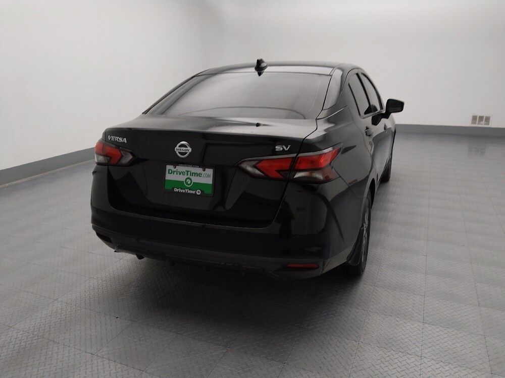 2021 Nissan Versa in Gladstone, MO 64118 - 18088978 7