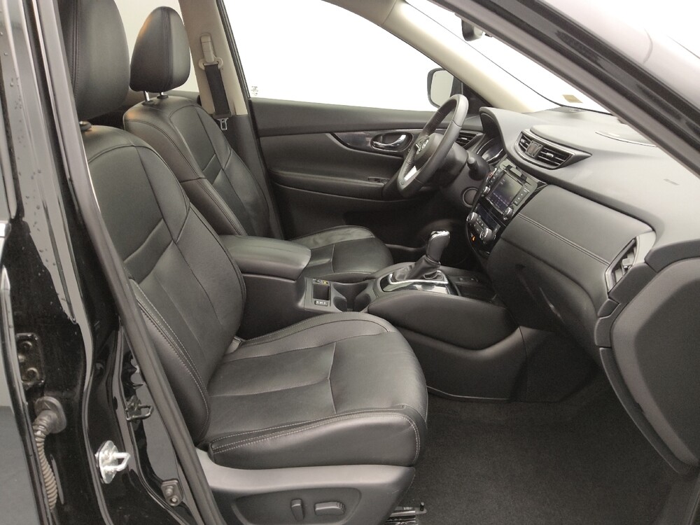 2019 Nissan Rogue in Gladstone, MO 64118 - 18088979 21