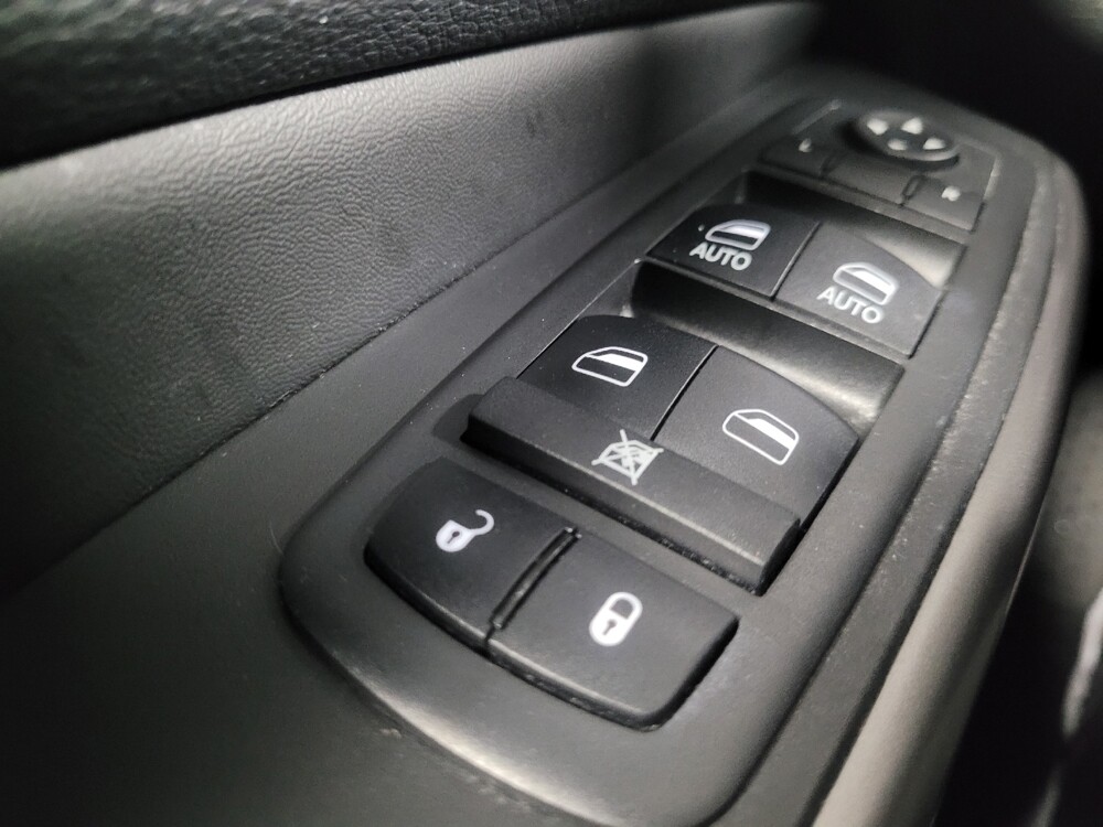 2019 Jeep Cherokee in Union City, GA 30291 - 18088988 27