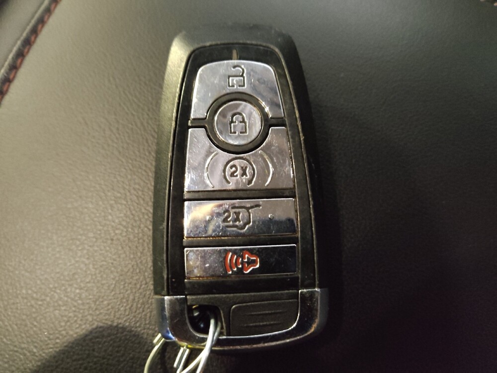 2020 Lincoln Aviator in Fort Myers, FL 33907 - 18088994 32