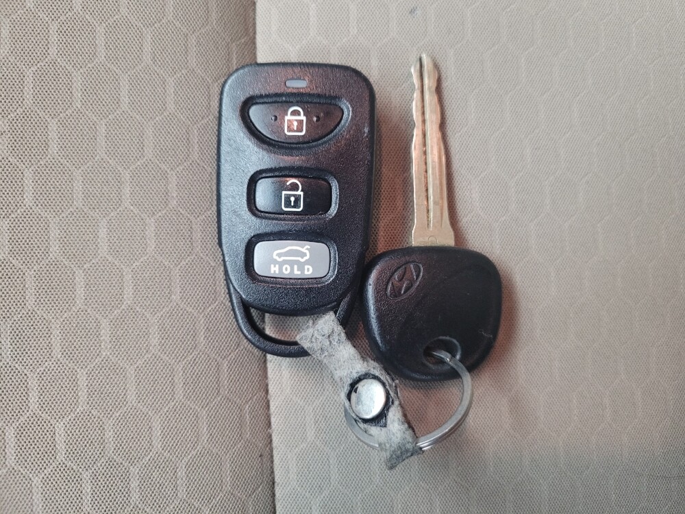 2019 Hyundai Elantra in Memphis, TN 38115 - 18088996 32