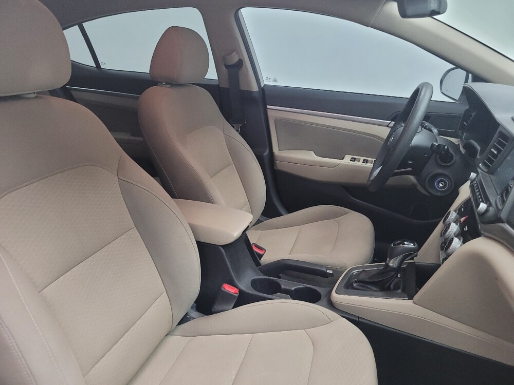 2019 Hyundai Elantra in Memphis, TN 38115 - 18088996 21