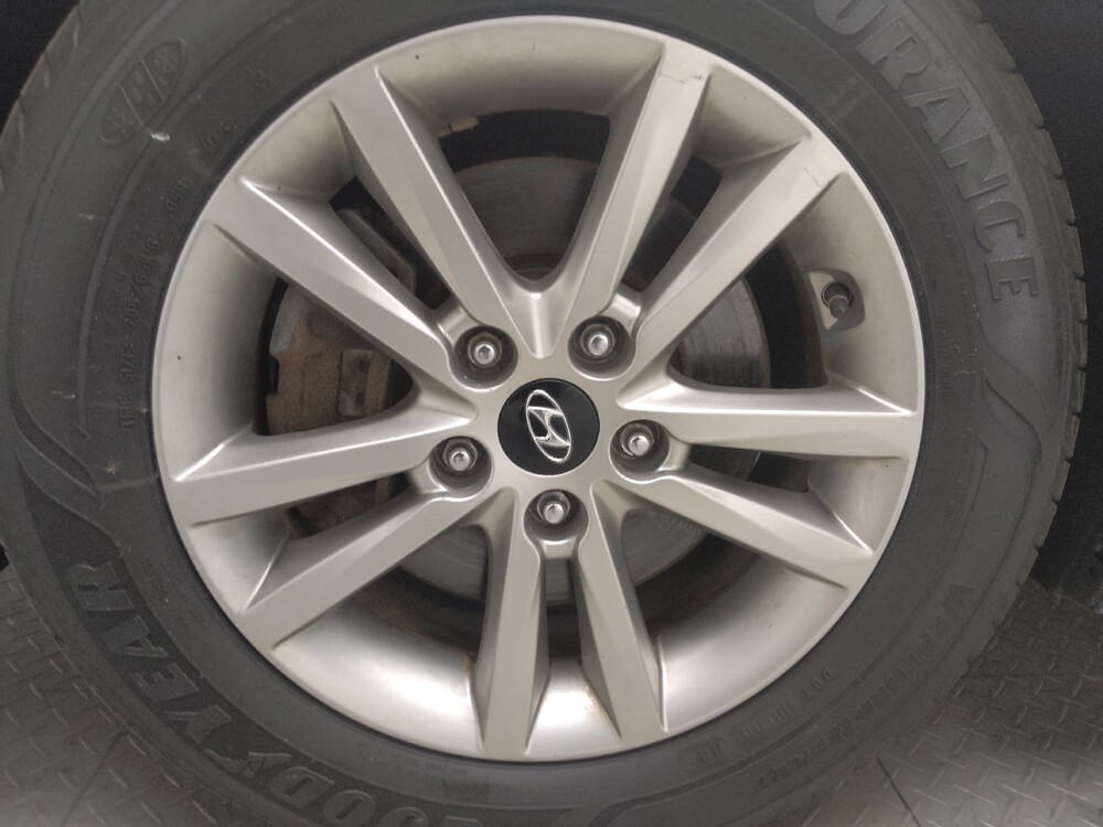 2015 Hyundai Sonata in Taylor, MI 48180 - 18088997 31