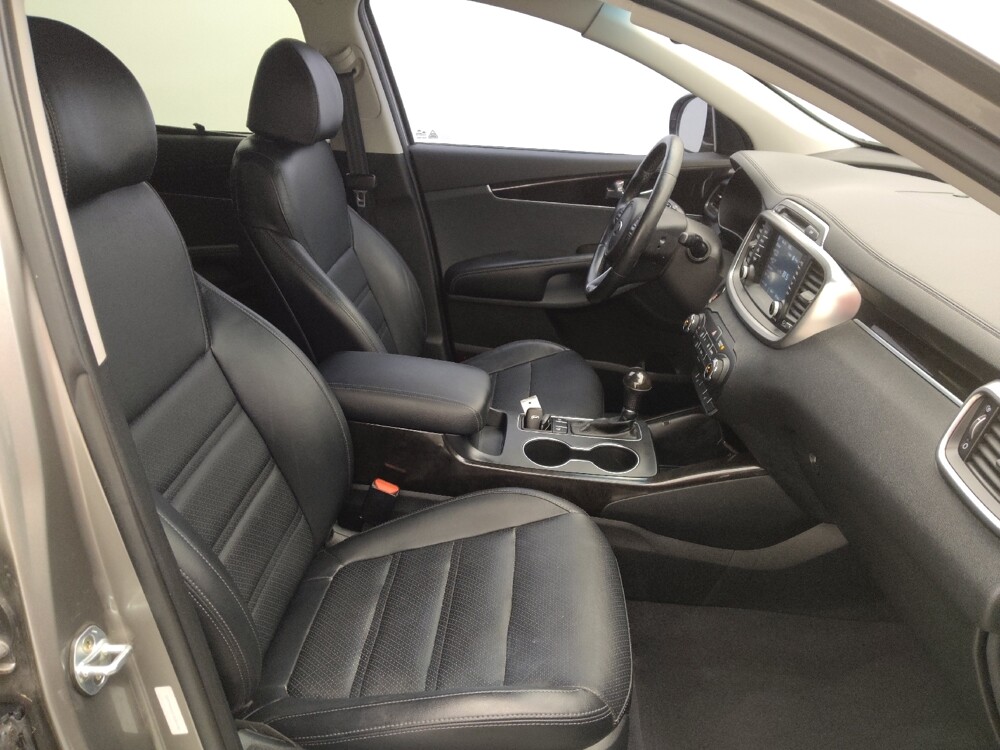 2018 Kia Sorento in Houston, TX 77060 - 18088998 21