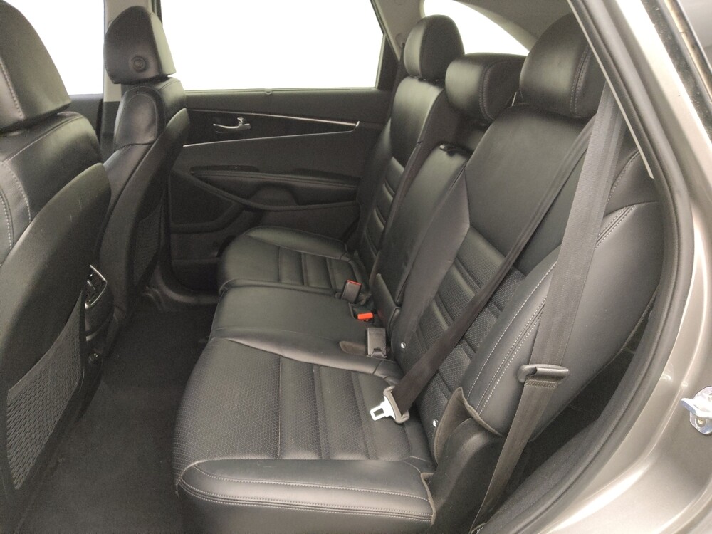 2018 Kia Sorento in Houston, TX 77060 - 18088998 18