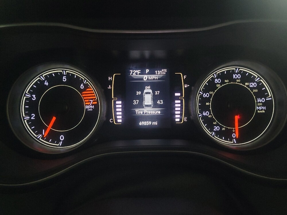 2020 Jeep Cherokee in Chattanooga, TN 37421 - 18089000 23