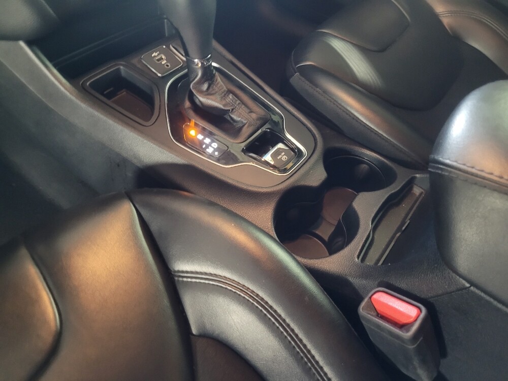 2020 Jeep Cherokee in Chattanooga, TN 37421 - 18089000 26