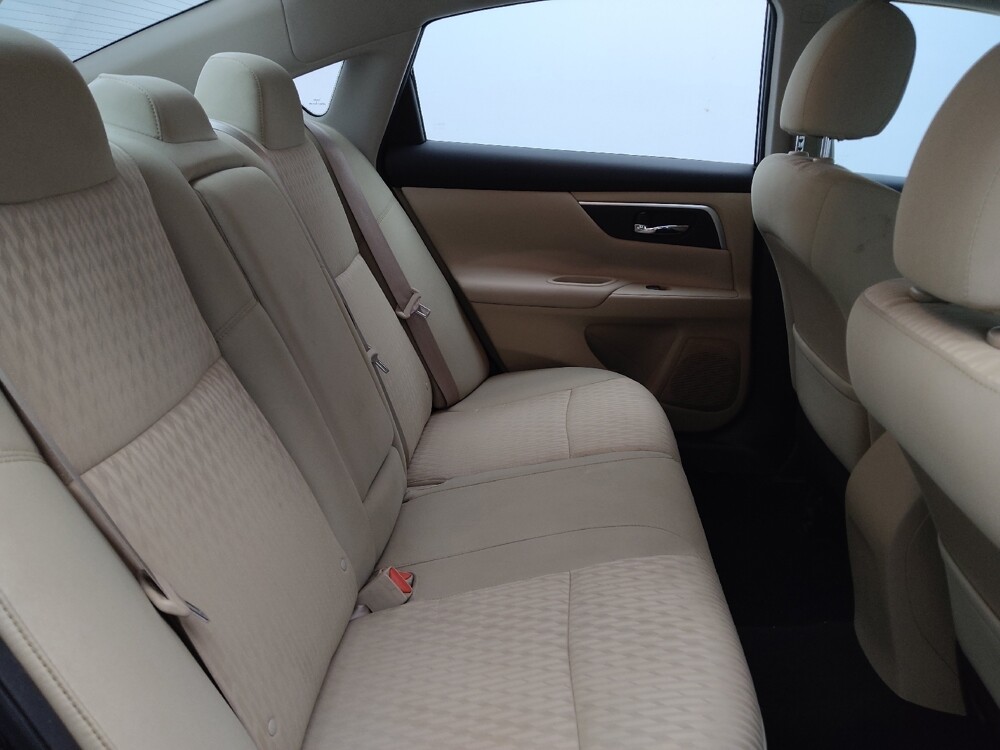 2016 Nissan Altima in Wichita, KS 67207 - 18089007 19