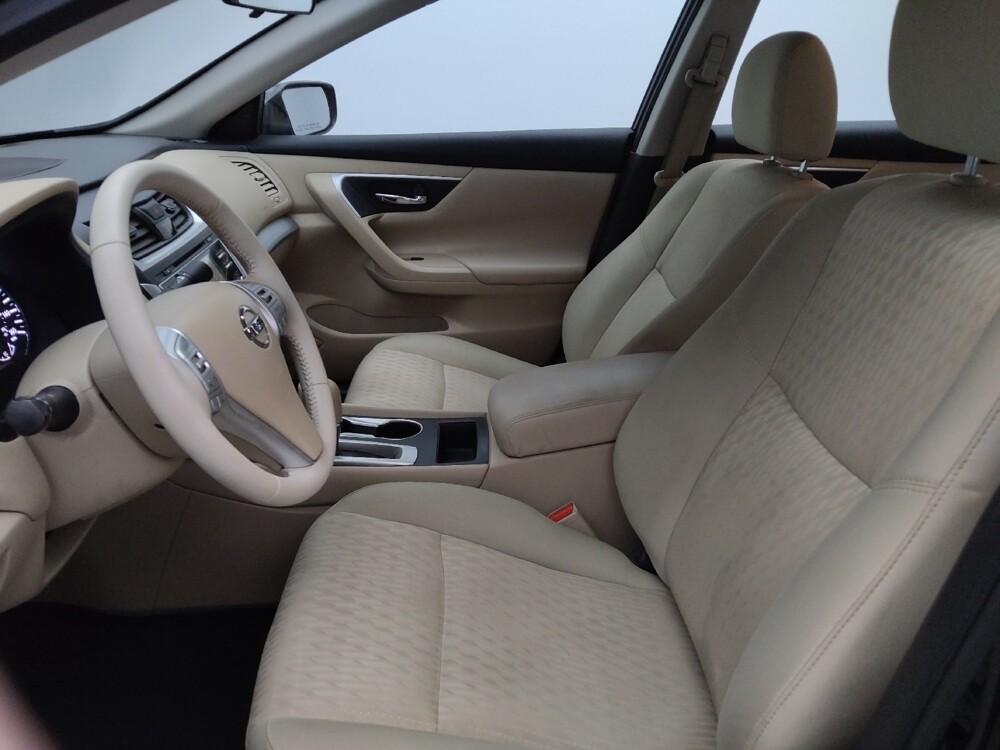 2016 Nissan Altima in Wichita, KS 67207 - 18089007 17