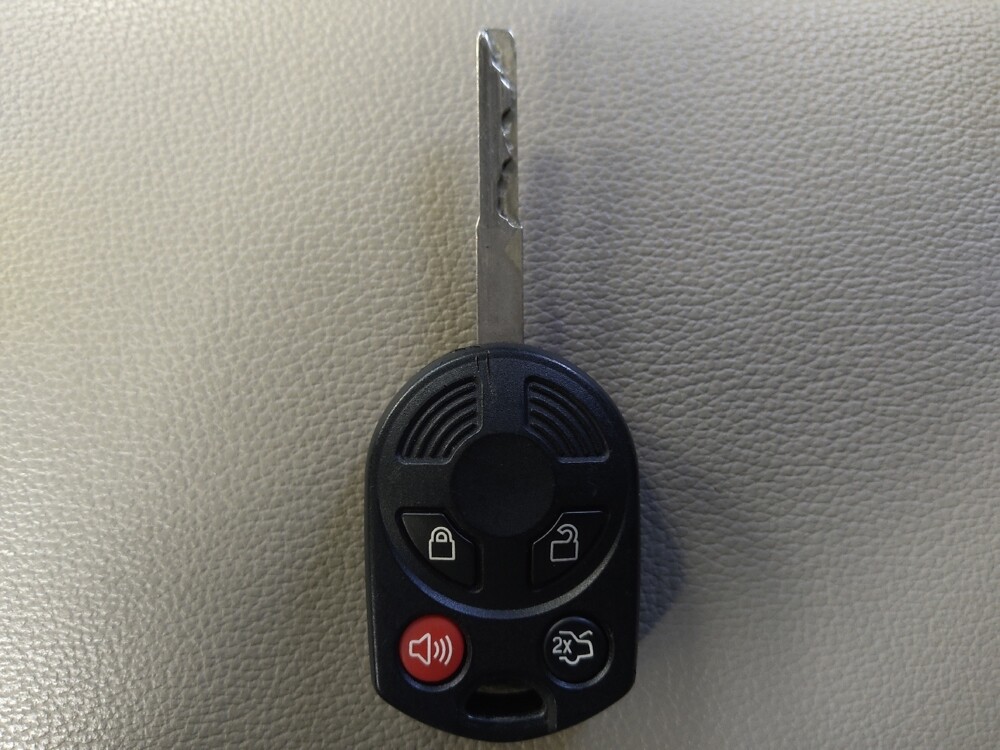 2018 Ford Escape in Houston, TX 77060 - 18089008 32