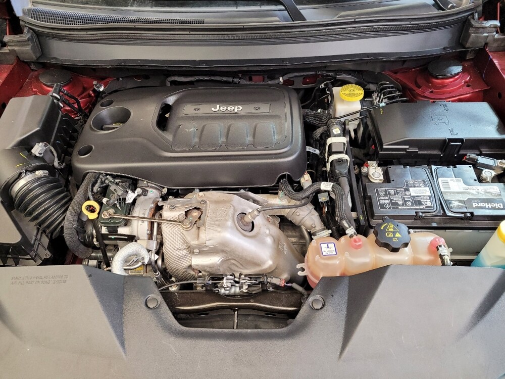 2020 Jeep Cherokee in Toledo, OH 43617 - 18089016 30