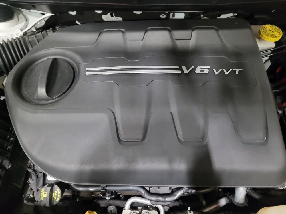 2020 Jeep Cherokee in Richmond, VA 23235 - 18089017 30