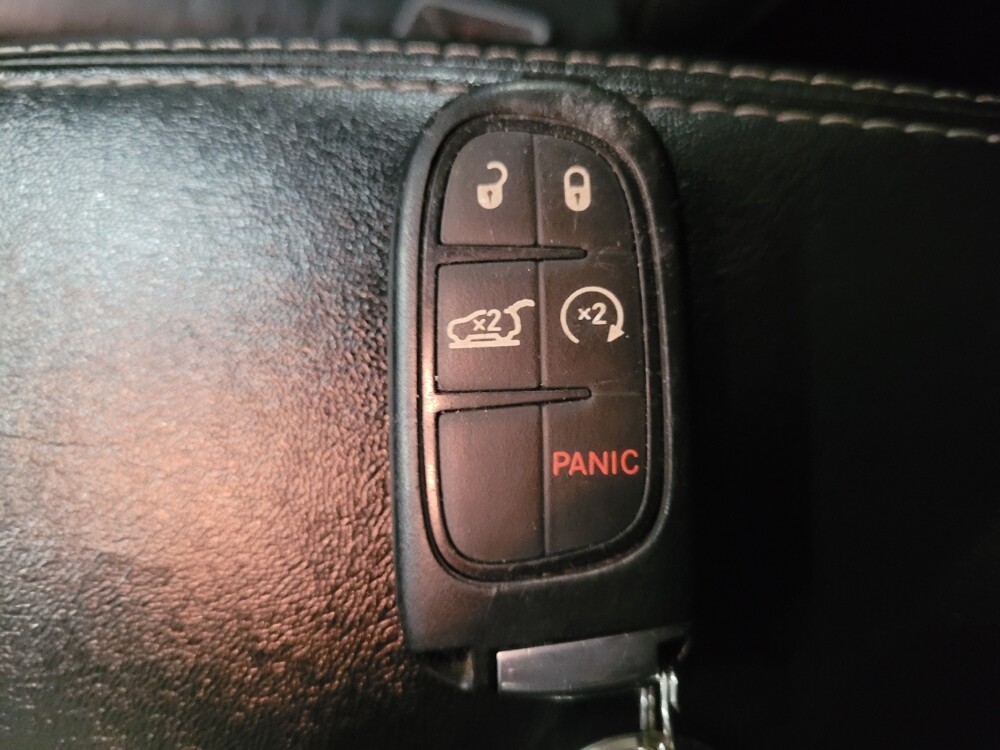 2020 Jeep Cherokee in Richmond, VA 23235 - 18089017 32