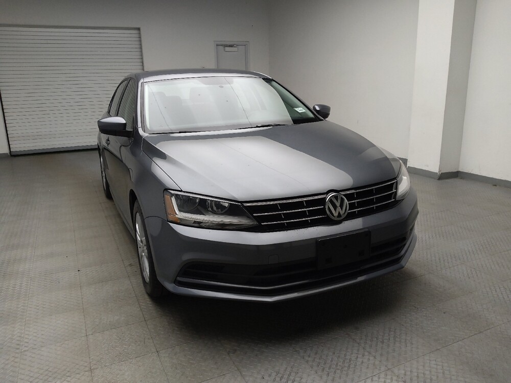 2018 Volkswagen Jetta in Eastpointe, MI 48021 - 18089023 14