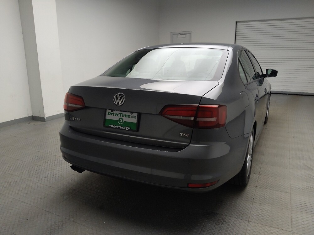2018 Volkswagen Jetta in Eastpointe, MI 48021 - 18089023 7