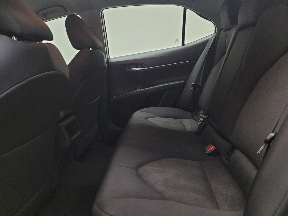 2018 Toyota Camry in Eastpointe, MI 48021 - 18089024 18