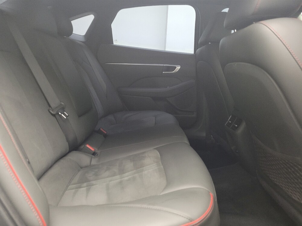 2020 Hyundai Sonata in Eastpointe, MI 48021 - 18089025 19