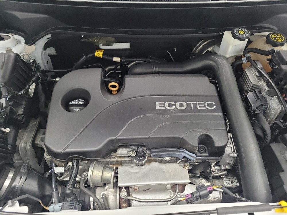 2018 Chevrolet Equinox in Antioch, TN 37013 - 18089026 30