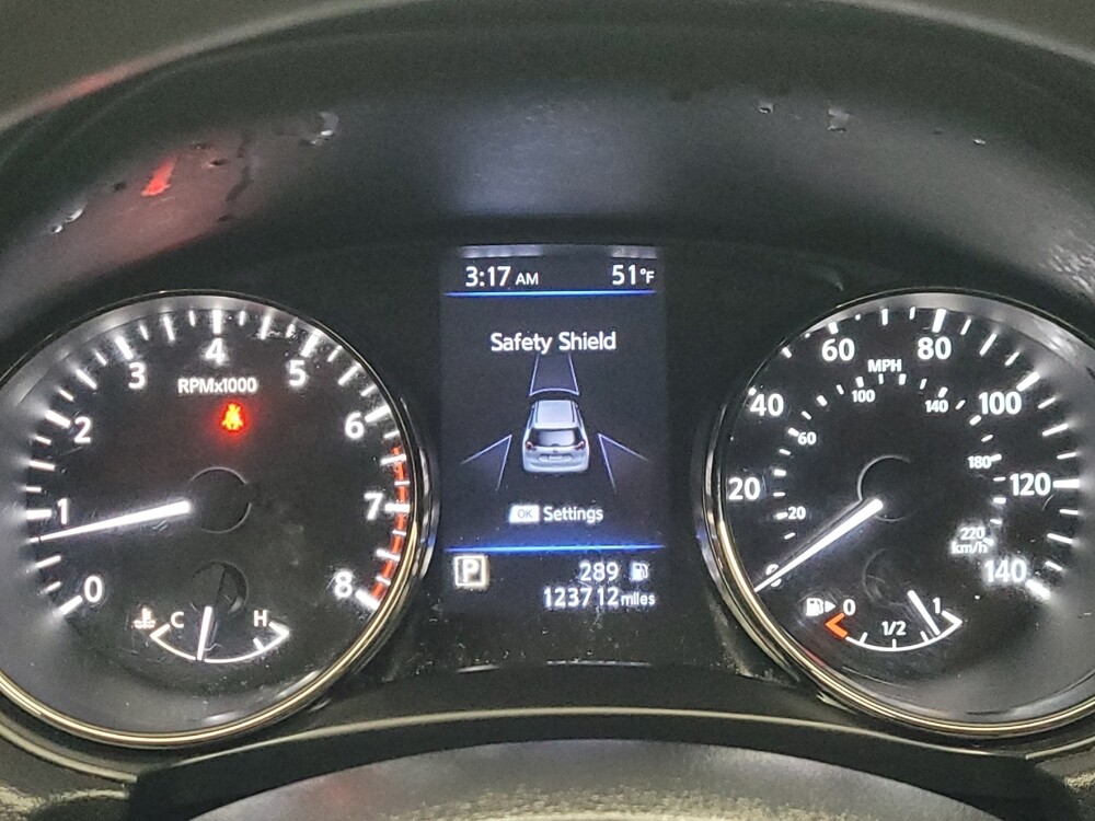 2018 Nissan Rogue in Memphis, TN 38115 - 18089027 23