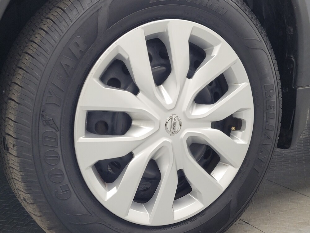 2018 Nissan Rogue in Memphis, TN 38115 - 18089027 31