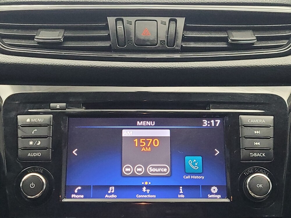 2018 Nissan Rogue in Memphis, TN 38115 - 18089027 25