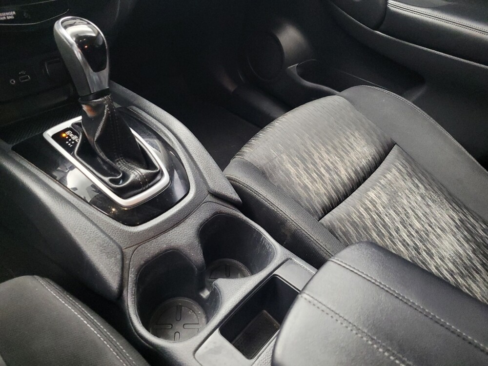 2018 Nissan Rogue in Memphis, TN 38115 - 18089027 26