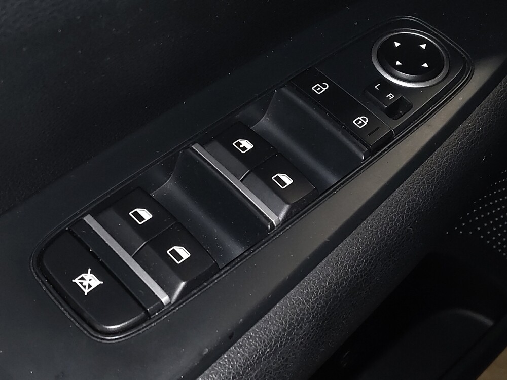 2019 Kia Forte in Pensacola, FL 32505 - 18089036 27