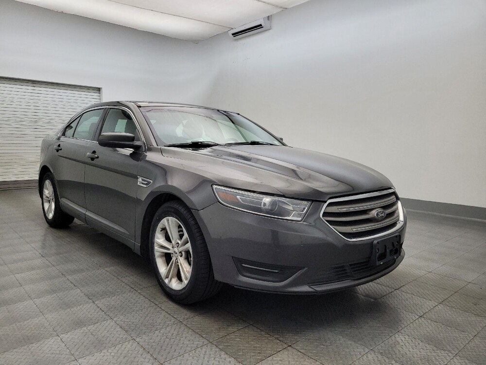 2018 Ford Taurus in Glendale, AZ 85301 - 18089038 13