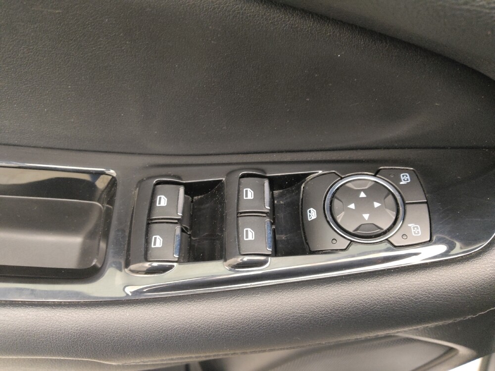 2018 Ford Edge in St. Louis, MO 63125 - 18089042 27