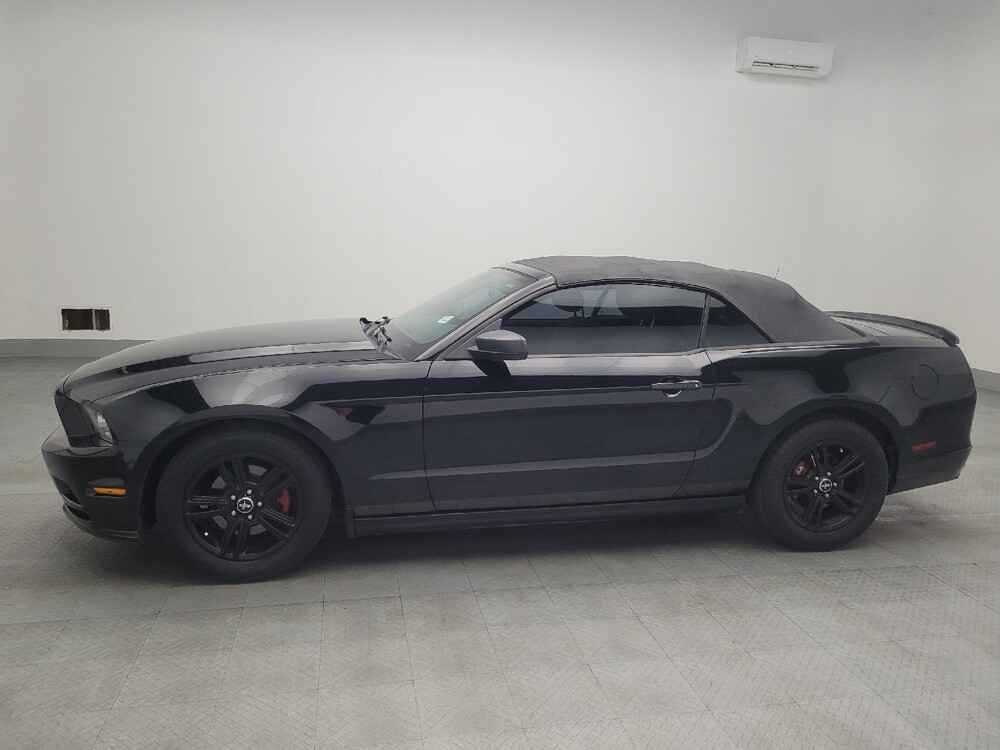 2013 Ford Mustang in Union City, GA 30291 - 18089053 2