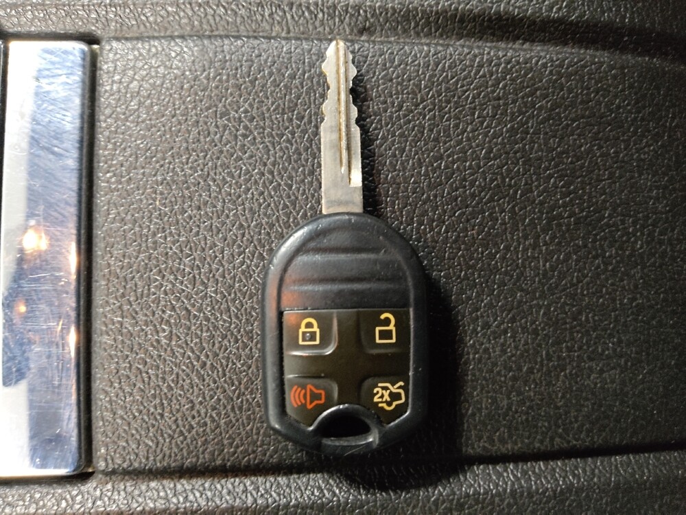 2013 Ford Mustang in Union City, GA 30291 - 18089053 32