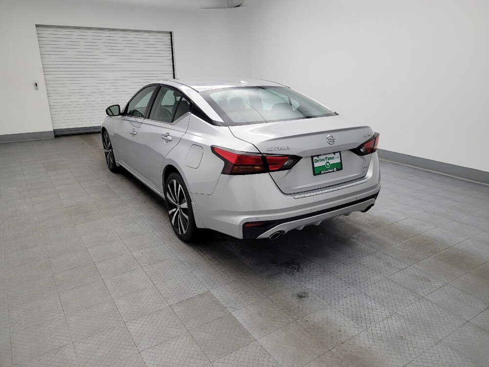2021 Nissan Altima in Fairfield, OH 45014 - 18089061 5