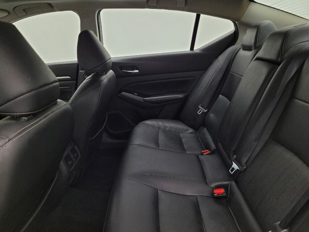 2021 Nissan Altima in Fairfield, OH 45014 - 18089061 18