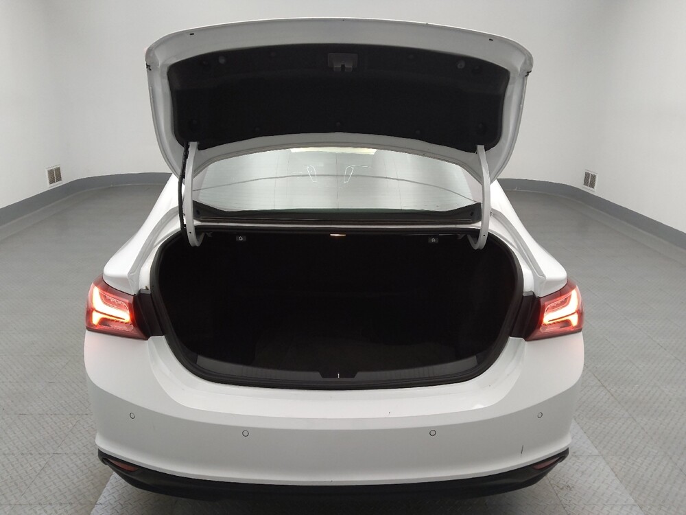 2021 Chevrolet Malibu in Lakewood, CO 80215 - 18089078 29