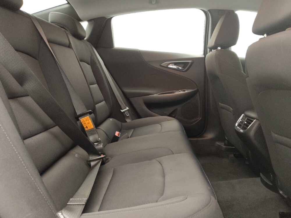 2021 Chevrolet Malibu in Lakewood, CO 80215 - 18089078 19